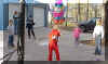 pinata4.jpg (18155 bytes)